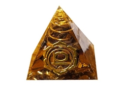 Orgonite Pyramid Chakras 3x3 cm