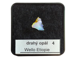 Wello Drahý opál-4-cca 0,15 g-10x9x4 mm