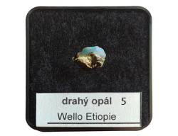 Wello Drahý opál-5-cca 0,39 g-12x10x5 mm