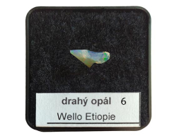 Wello Drahý opál-6-cca 0,10 g-17x7x2 mm