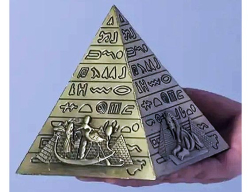 Egyptská kovová pyramida cca 10cm zlatá